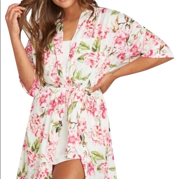 Show Me Your MuMu Robe - Picture 3 of 5